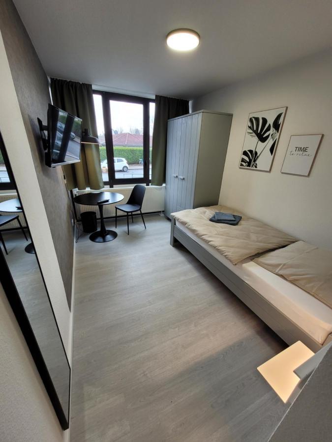 Jülich Guesthouse Wi Rooms المظهر الخارجي الصورة