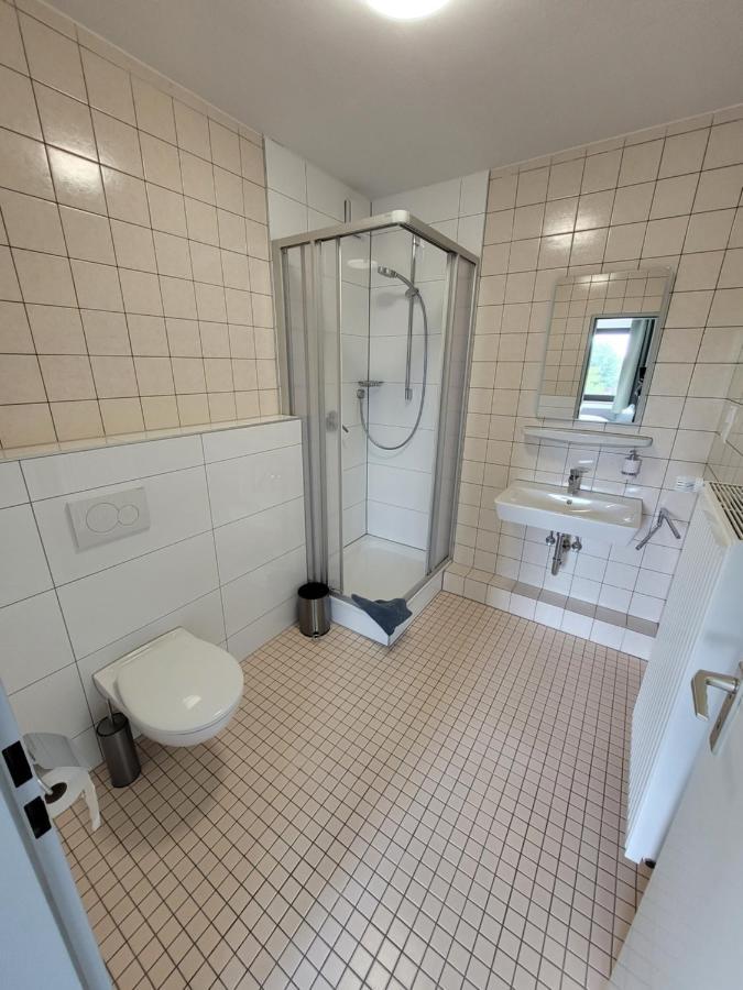 Jülich Guesthouse Wi Rooms المظهر الخارجي الصورة